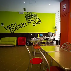  Hostel Youth Station