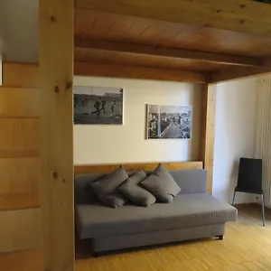 Robinie 78 Apartamento