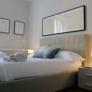 Nomentana House Apartamento